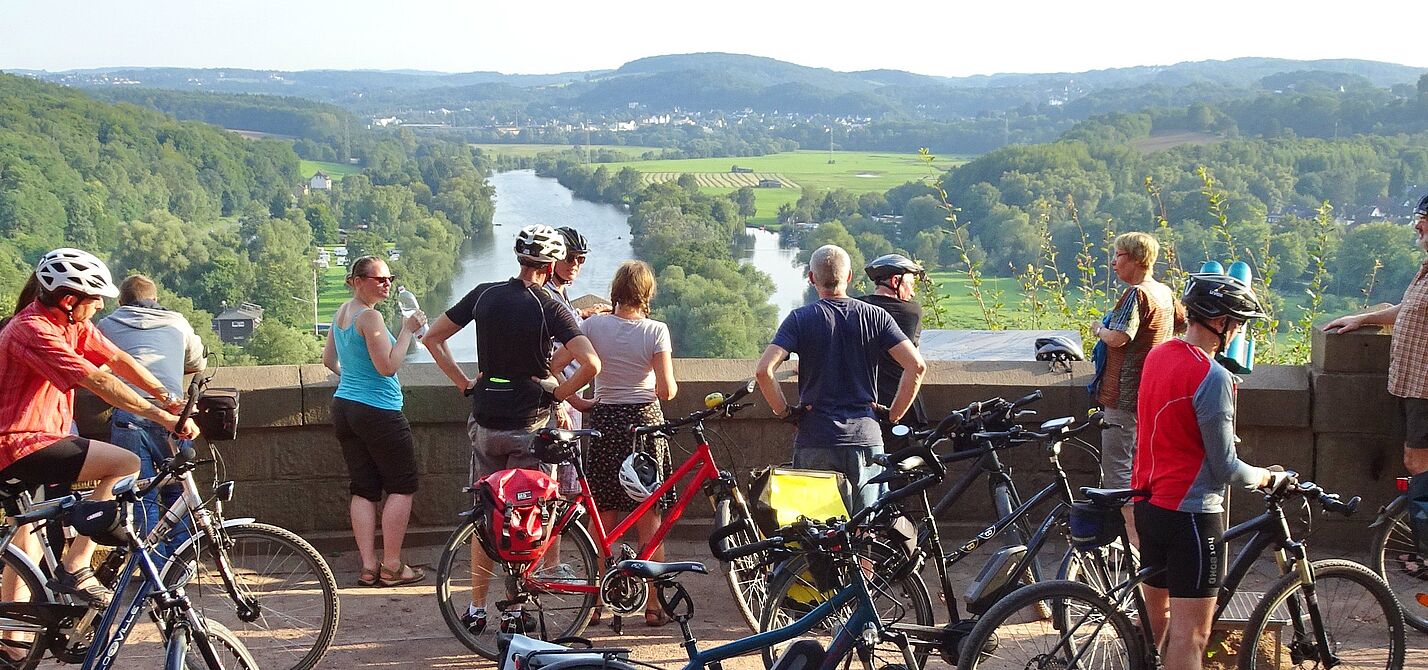 Blick vom Berger-Denkmal ins Ruhrtal Blick vom Berger-Denkmal ins Ruhrtal