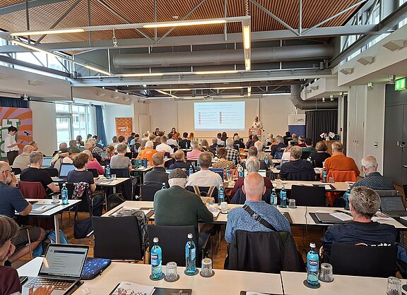 Das Plenum der Versammlung