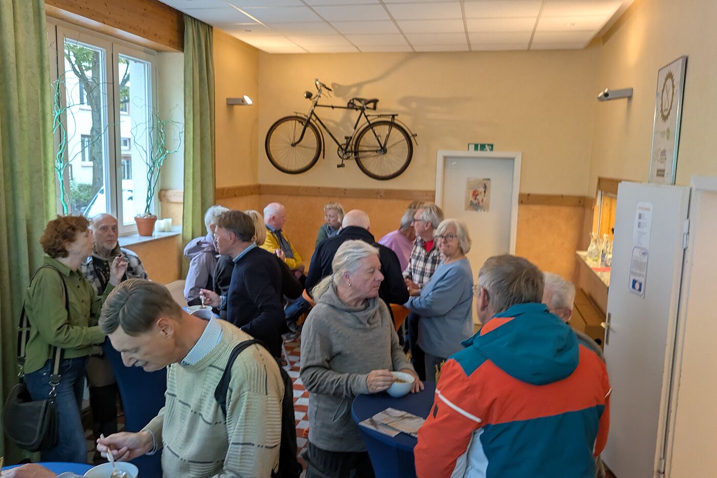 Essen und Klönen im Clubraum